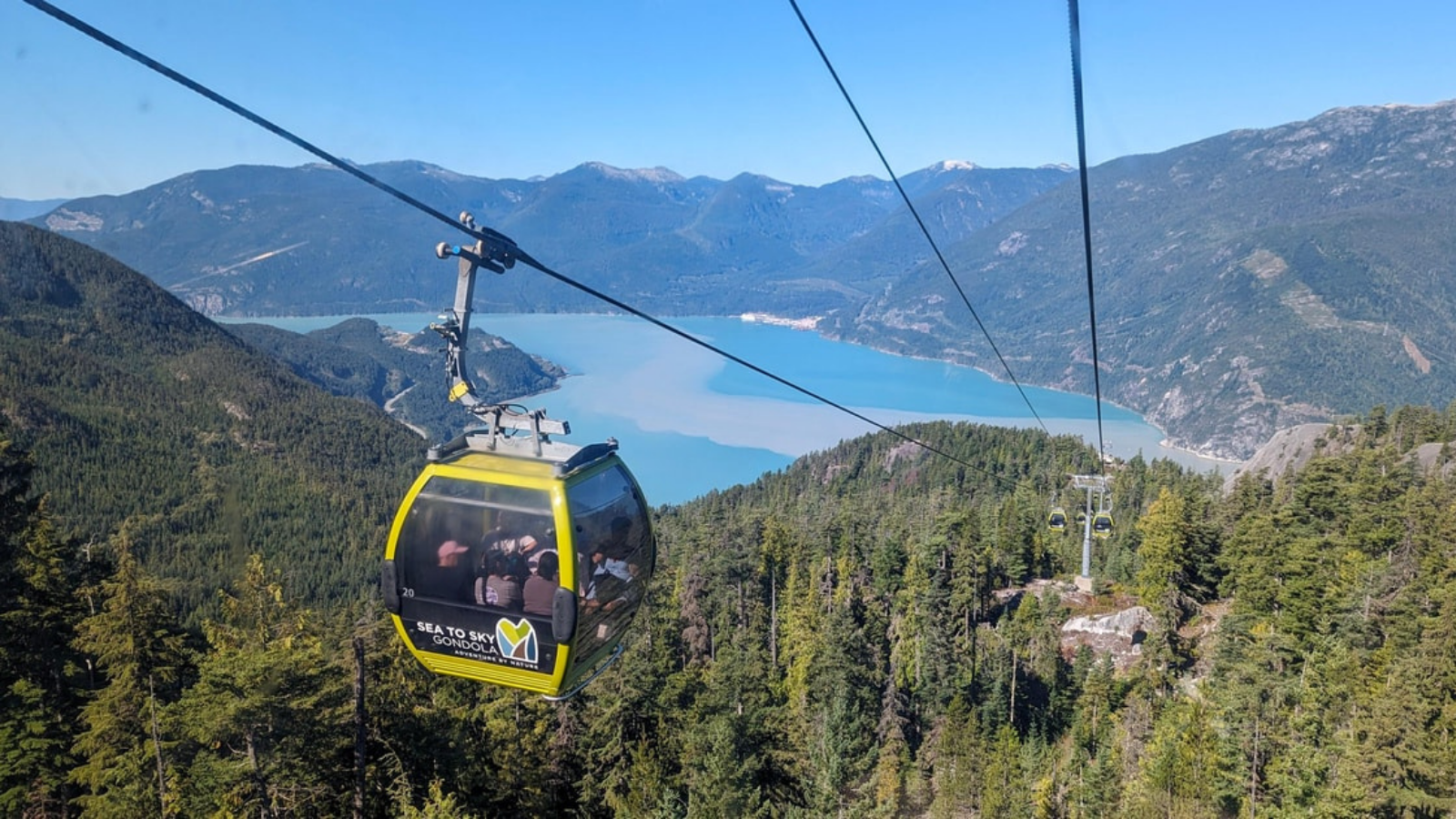 TOUR: ĐÔNG – TÂY CANADA 13 NGÀY