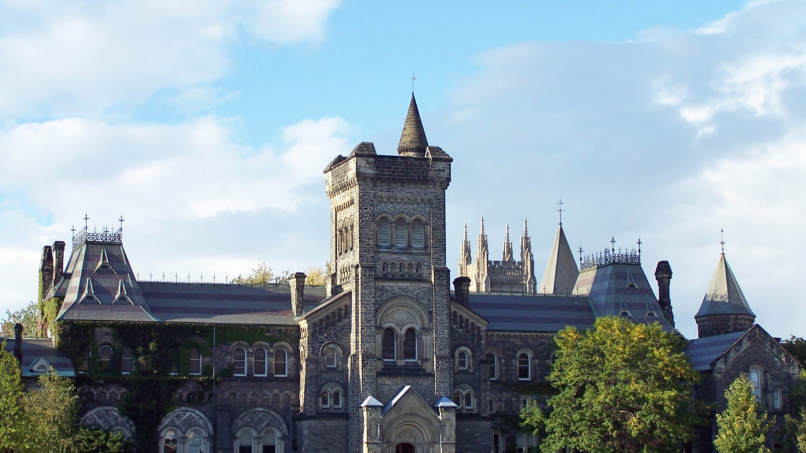 TOUR: ĐÔNG – TÂY CANADA 13 NGÀY