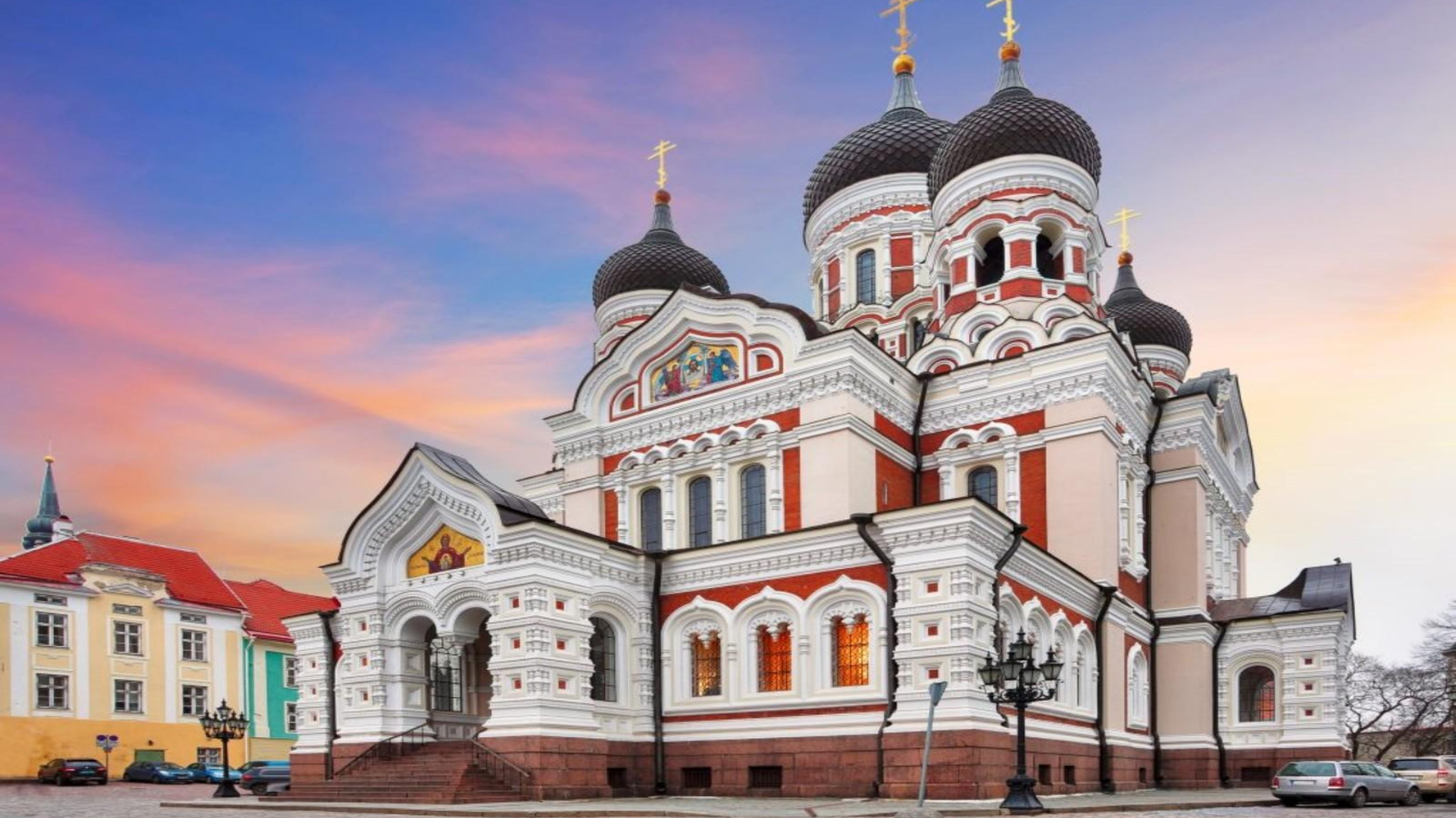 TOUR ESTOTINA – LITVA – LATVIA – BA LAN 13 NGÀY