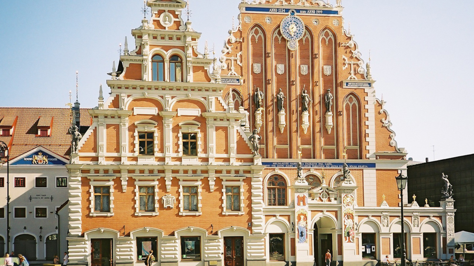 TOUR ESTOTINA – LITVA – LATVIA – BA LAN 13 NGÀY