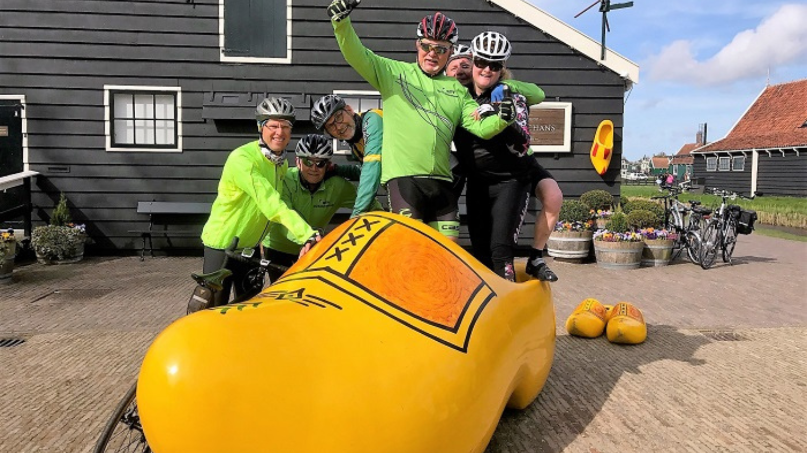 TOUR HÀ LAN: DẤU ẤN HÀ LAN XỨ SỞ LOÀI HOA TULIP