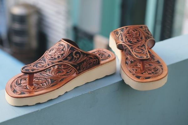 Hand-Carved Leather Flip Flops / Thong Sandals