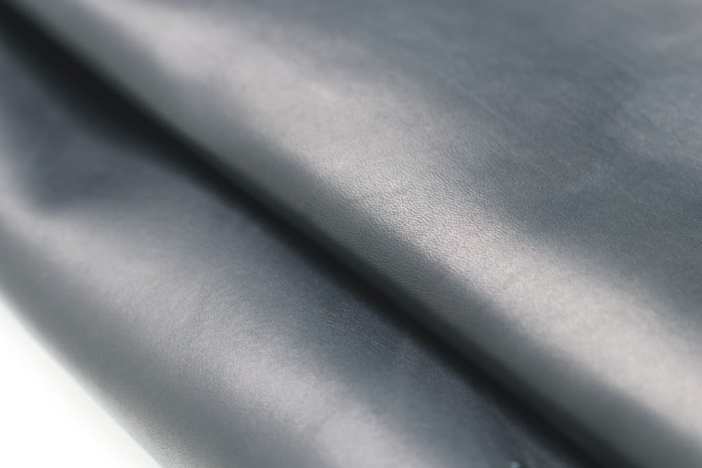 Vegetable Tanned Crust Leather - Black Color