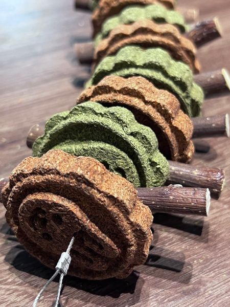 Thanh mài răng cho thỏ chuột lang bọ ú hamster Táo + Carot + alfalfa