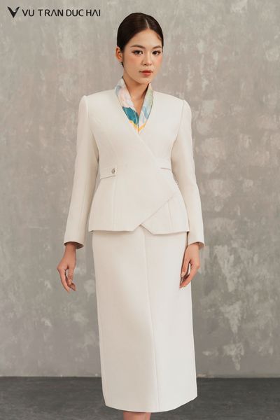 Vest tweed cổ V BLO2601