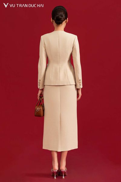 Vest cổ V dáng ôm BLO2603