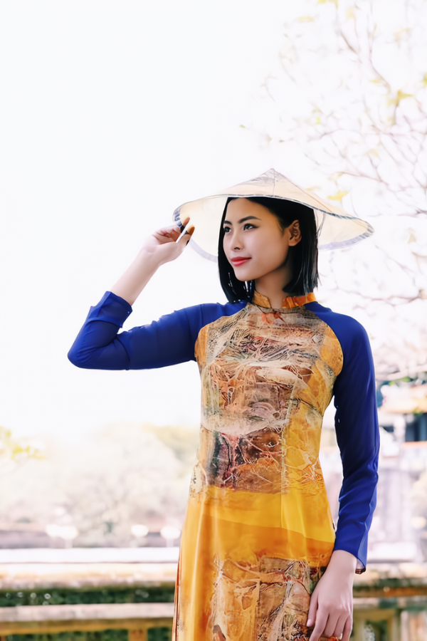 Áo dài Nắng Trên Phố Huế ADBSTHue0904