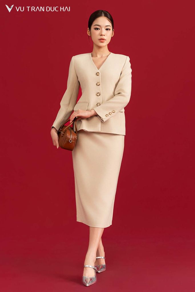 Vest cổ V dáng ôm BLO2603