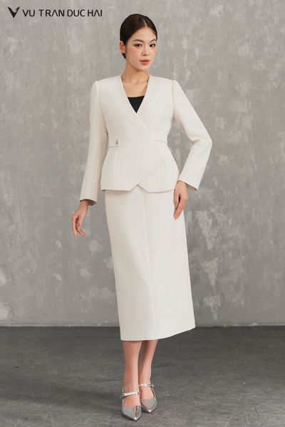 Vest tweed cổ V BLO2601