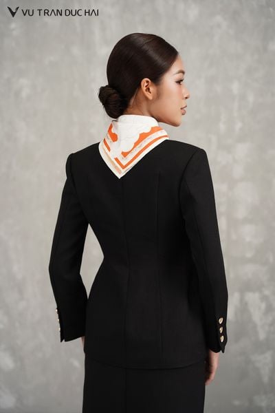 Khăn lụa vuông Cầu Vàng Đà Nẵng SCO2602