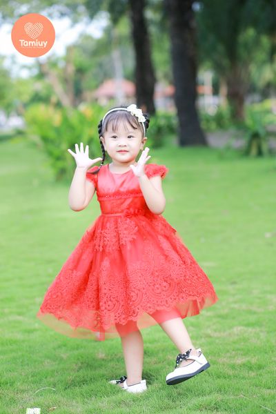  Tamiuy Đầm Dạ Hội Tamiuy Đăng Chân Cao Cấp Màu Đỏ  Công Chúa Sang Trọng Cân Nặng 10-40kg 