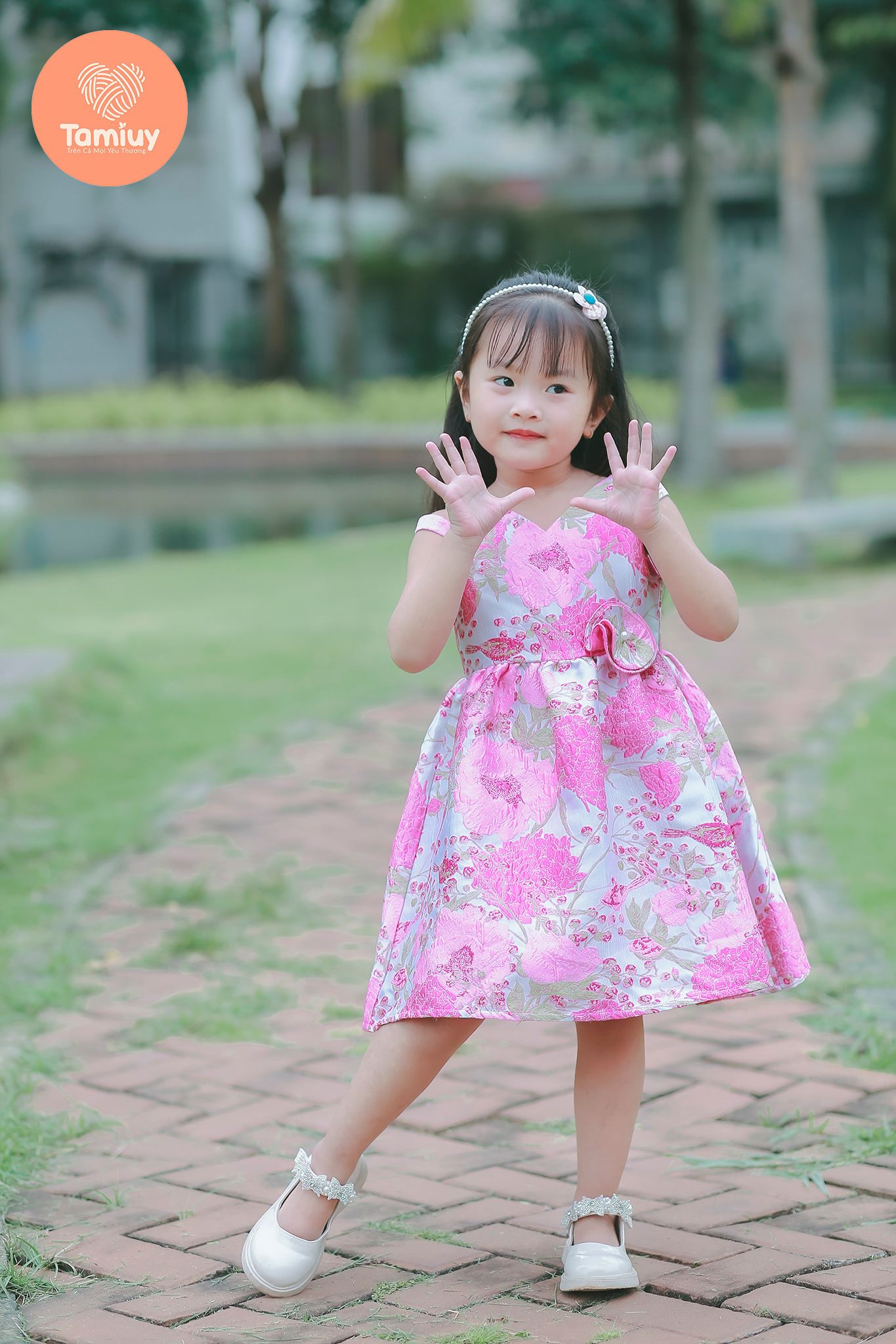  Đầm Xòe Vải Gấm Hoạ Tiết Bông Tamiuy Dành Cho Bé Gái (10-40kg) 