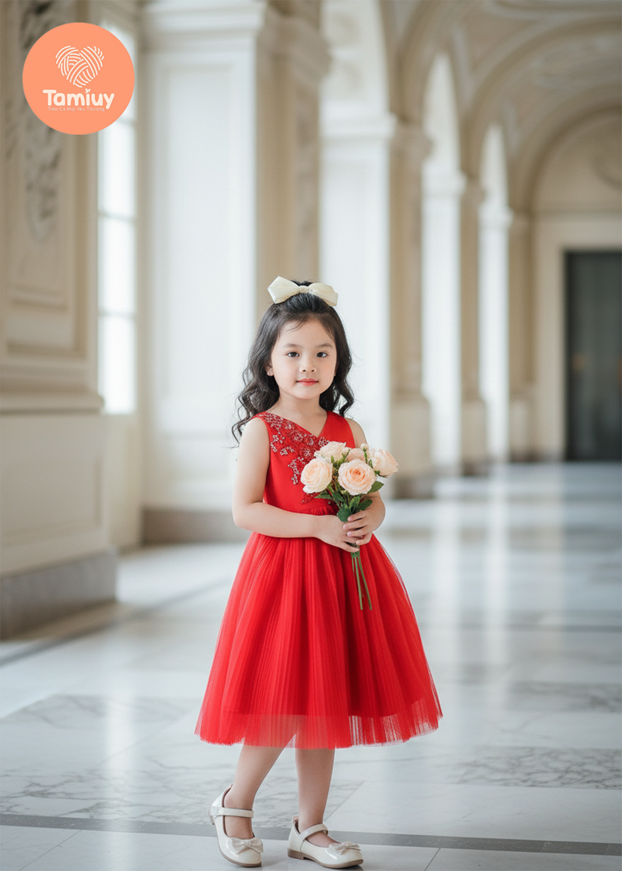 Tamiuy Đầm Dạ Hội Cao Cấp Màu Đỏ  Thân Đầm Trên Đính Cườm Và Hoa Ở Ngực Áo Size 8-12 
