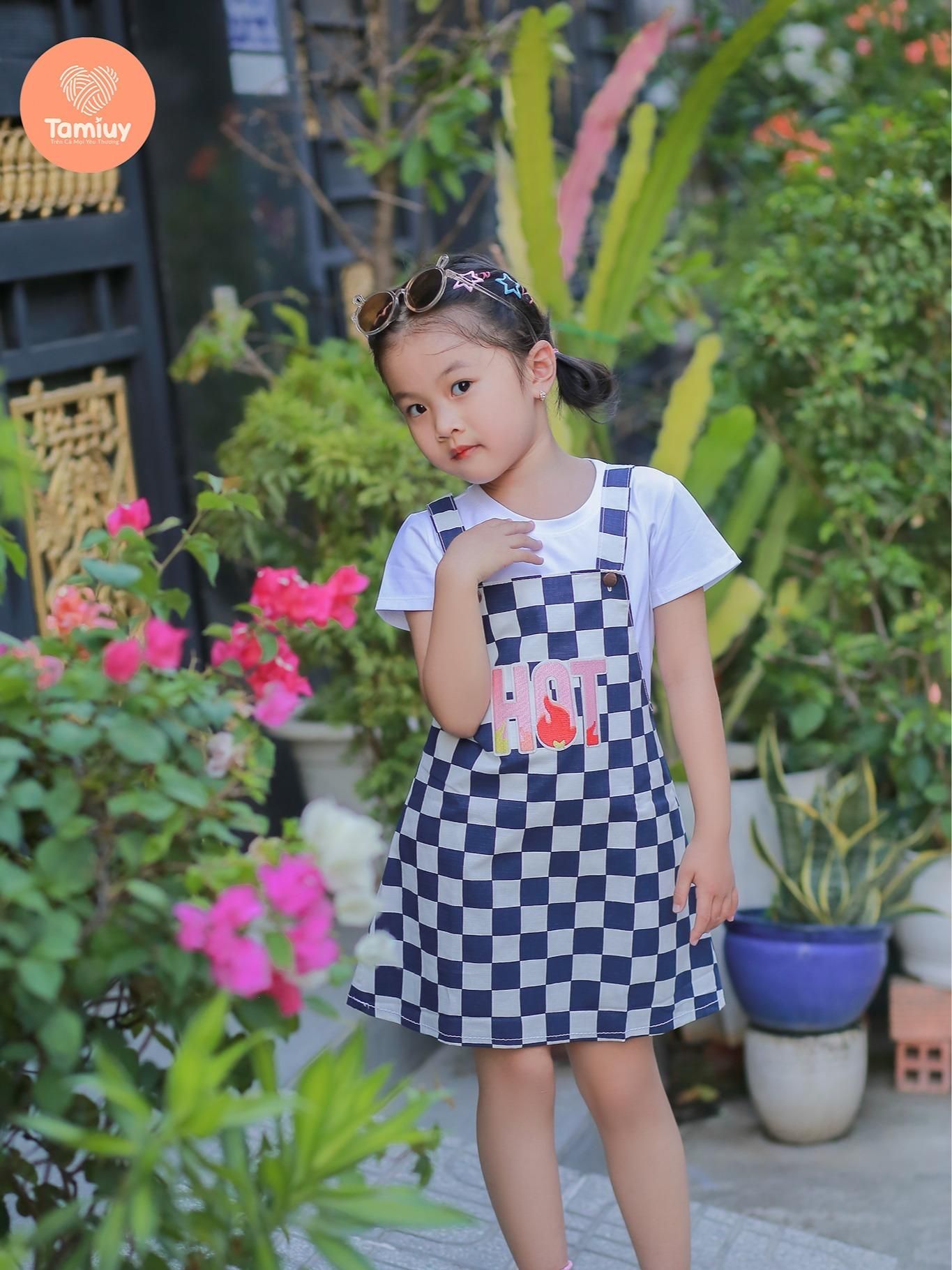  Tamiuy Yếm Caro Tamiuy Đính Chữ Hot Chất Liệu Cotton Cao Cấp Dành Cho Bé Năng Động 1-10 Tuổi 