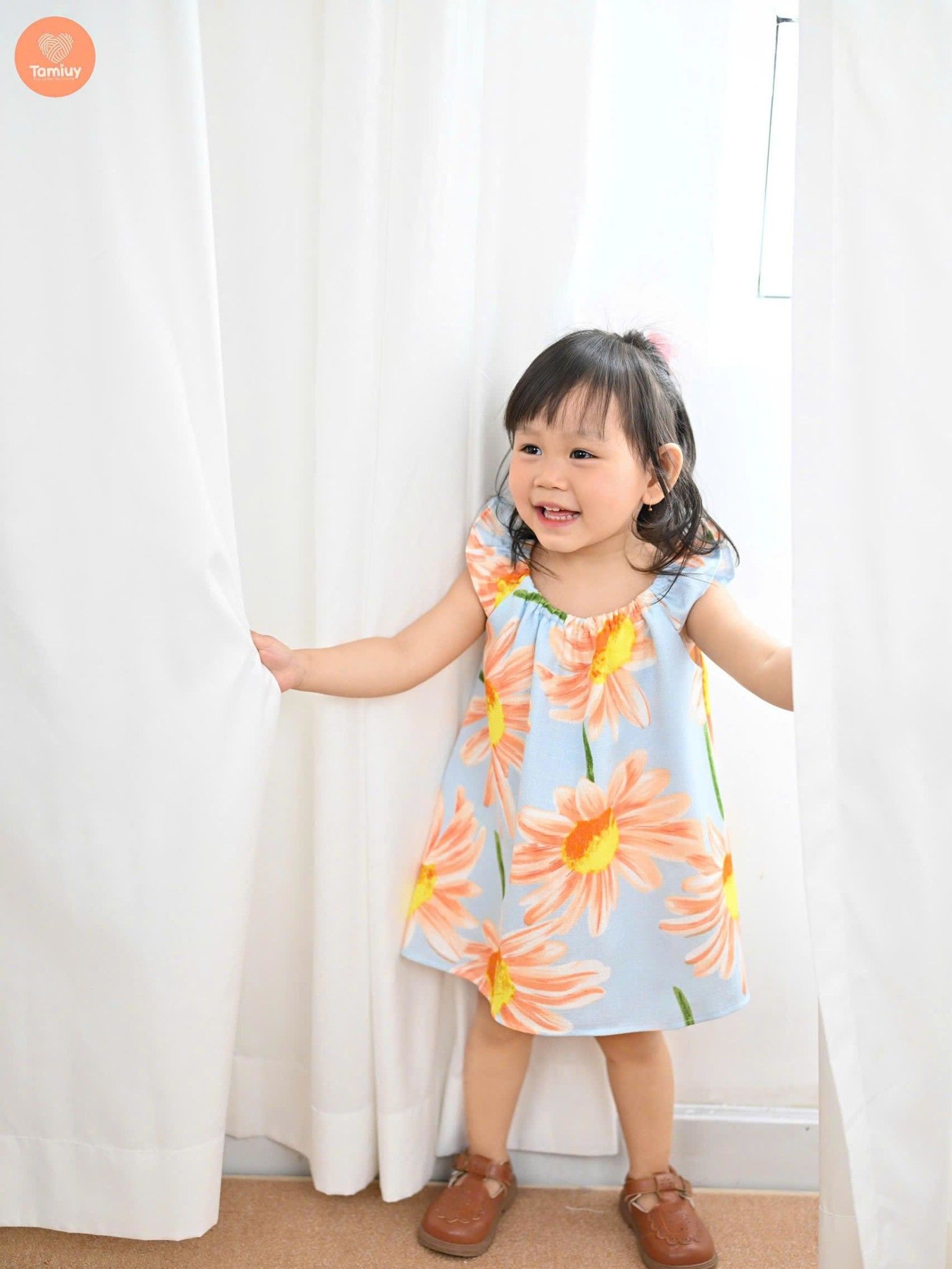  Tamiuy Đầm Yếm Cổ Thun Họa Tiết Hoa Hướng Dương Cho Bé Gái Từ 1-10 Tuổi Chất Liệu Linen Mềm Mịn 