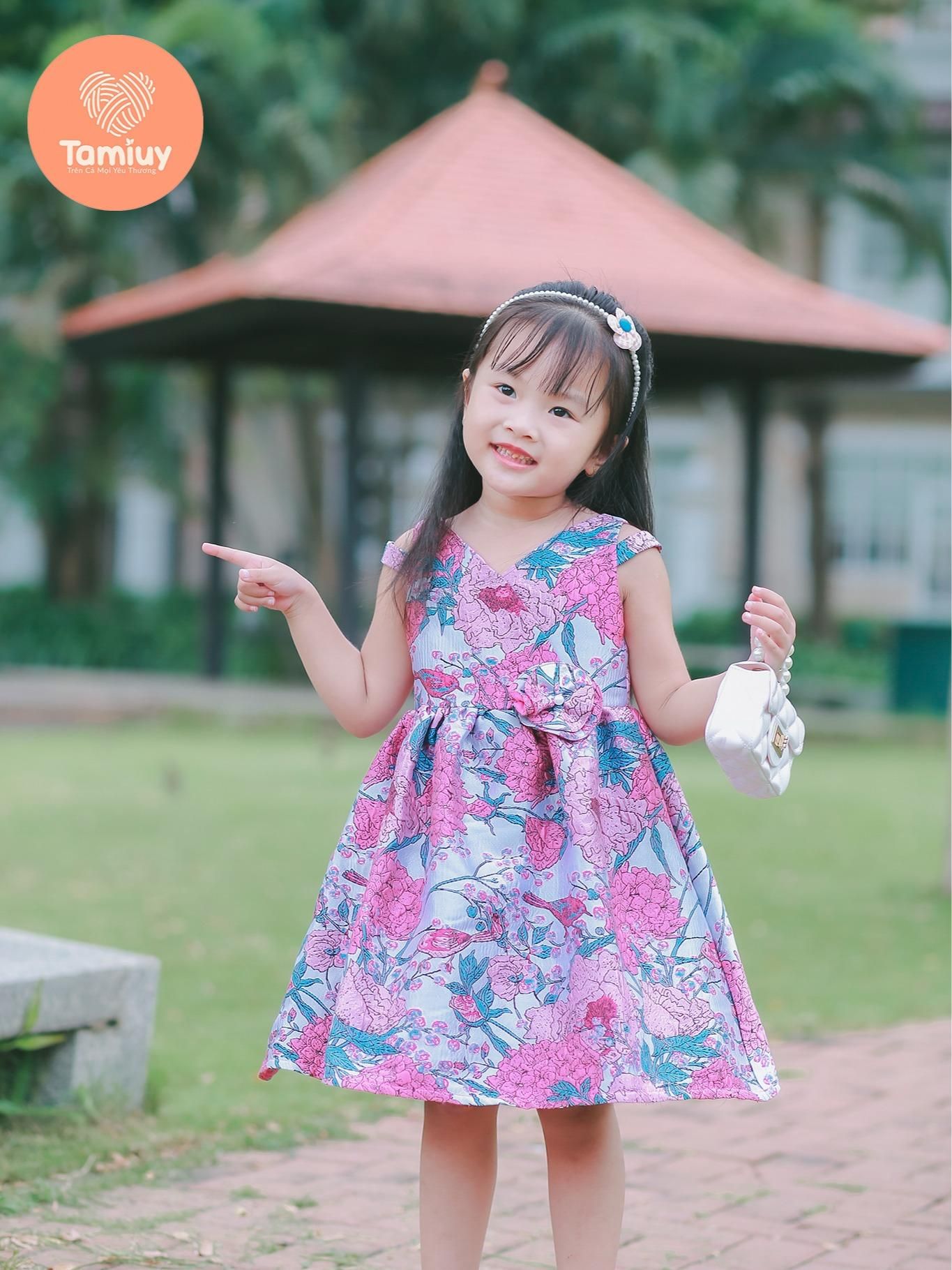  Đầm Xòe Vải Gấm Hoạ Tiết Bông Tamiuy Dành Cho Bé Gái (10-40kg) 