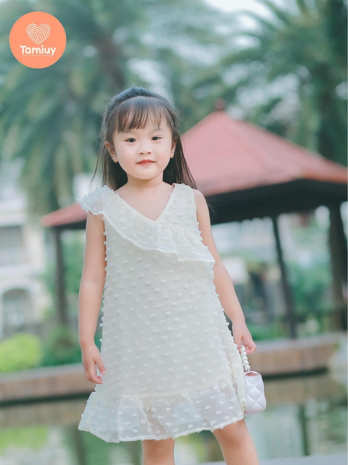  Đầm Bé Gái Cổ Tim Lệch Vai Tamiuy - Chất Cotton Cao Cấp, Xinh Xắn, Dễ Thương (1-10 Tuổi) 