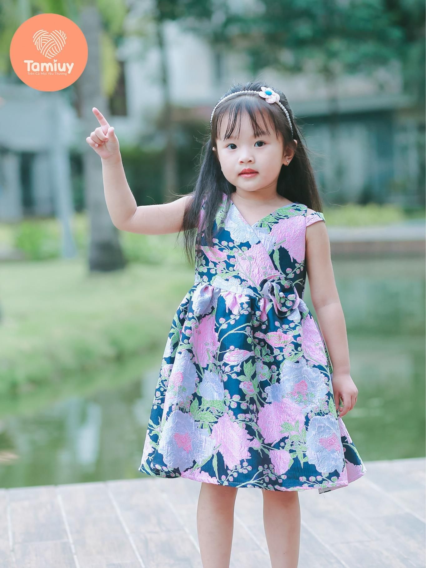  Đầm Xòe Vải Gấm Hoạ Tiết Bông Tamiuy Dành Cho Bé Gái (10-40kg) 