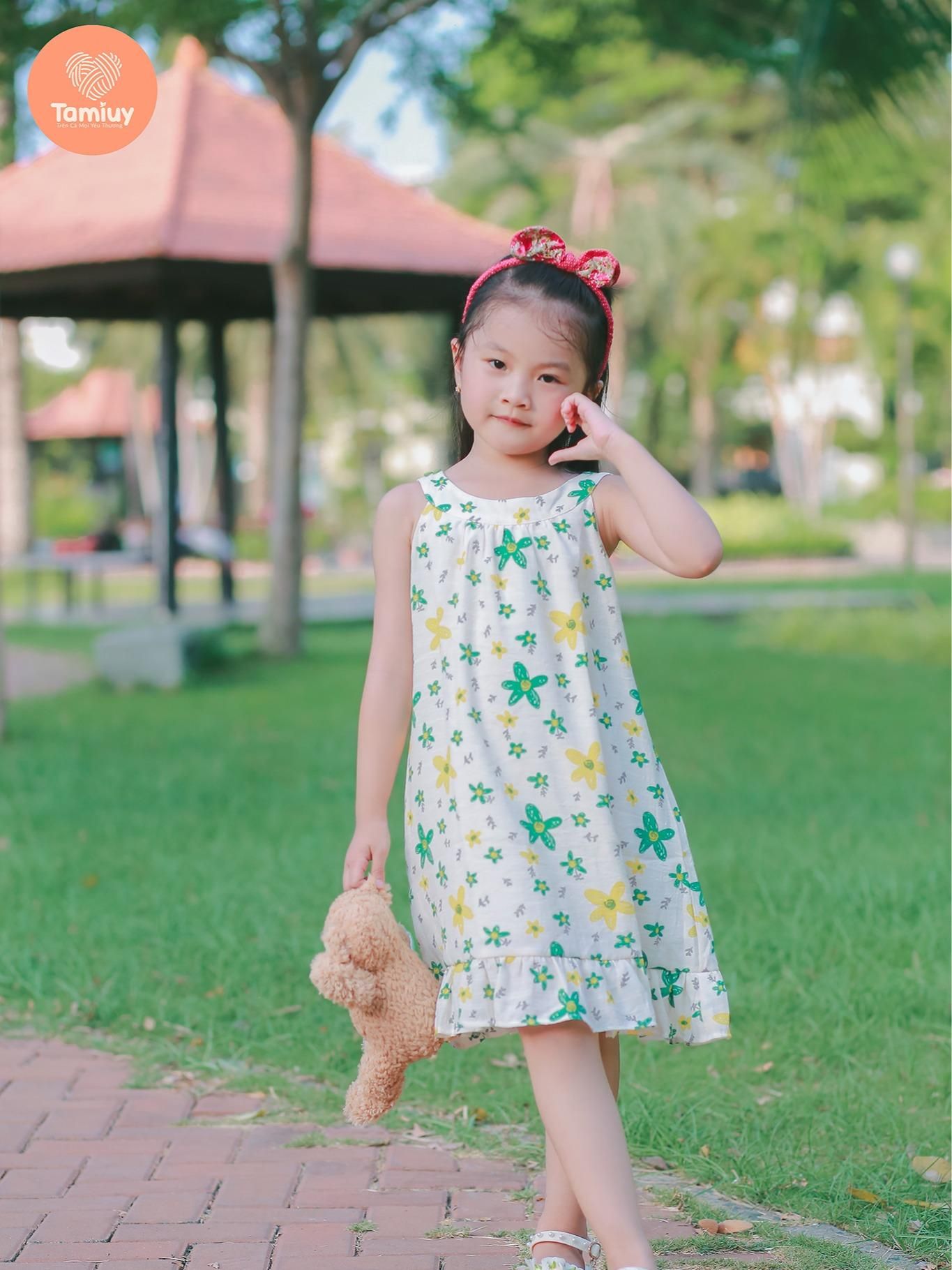  Đầm Xoè Sát Nách Cổ Yếm Hoa Nhí Tamiuy Cho Bé Gái 1-10 Tuổi 