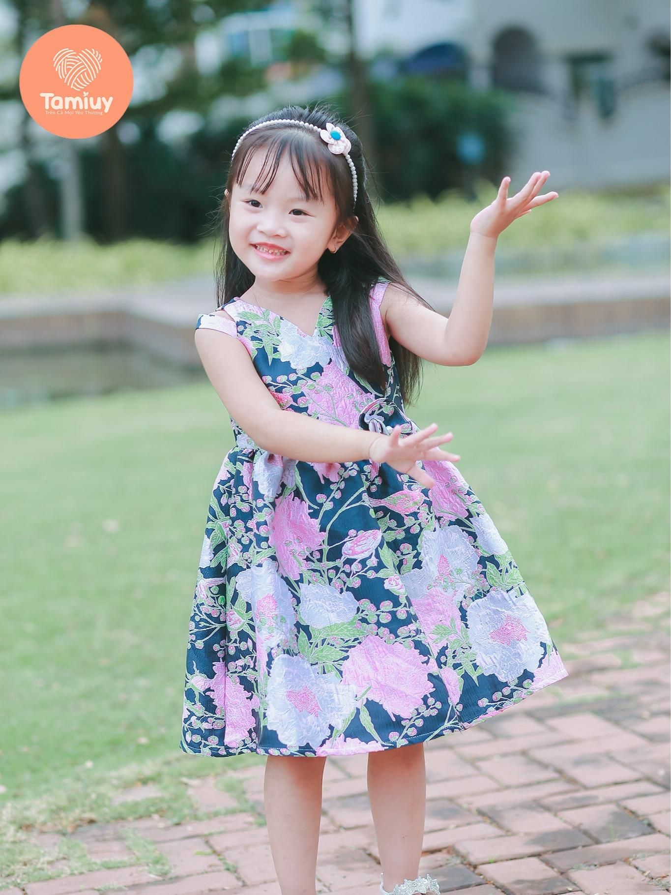  Đầm Xòe Vải Gấm Hoạ Tiết Bông Tamiuy Dành Cho Bé Gái (10-40kg) 