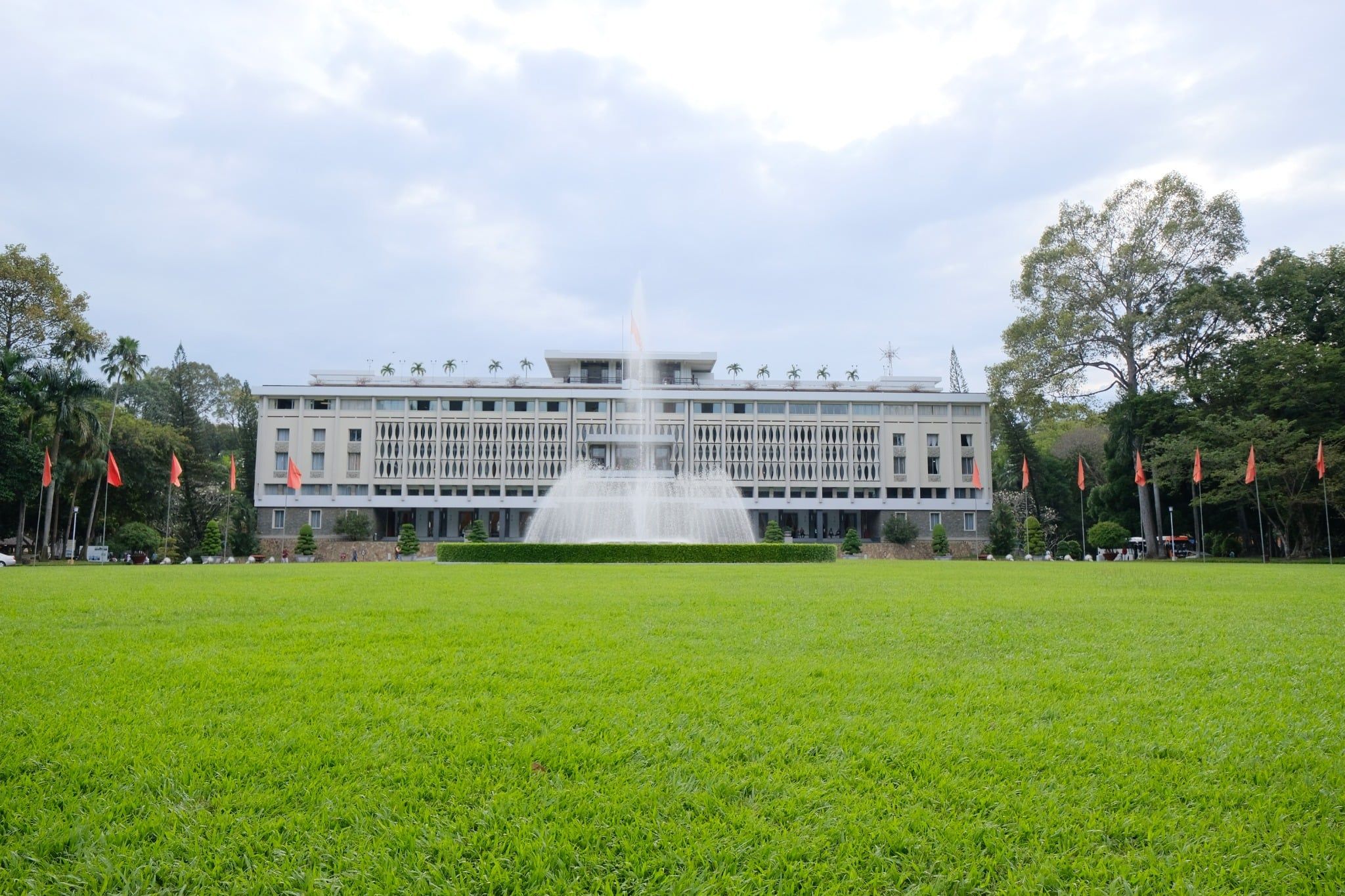 Ho Chi Minh Classic Day Tour (HCM1A)