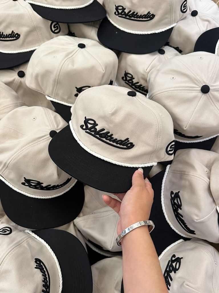 SYMBOLIC® Pillbox cap