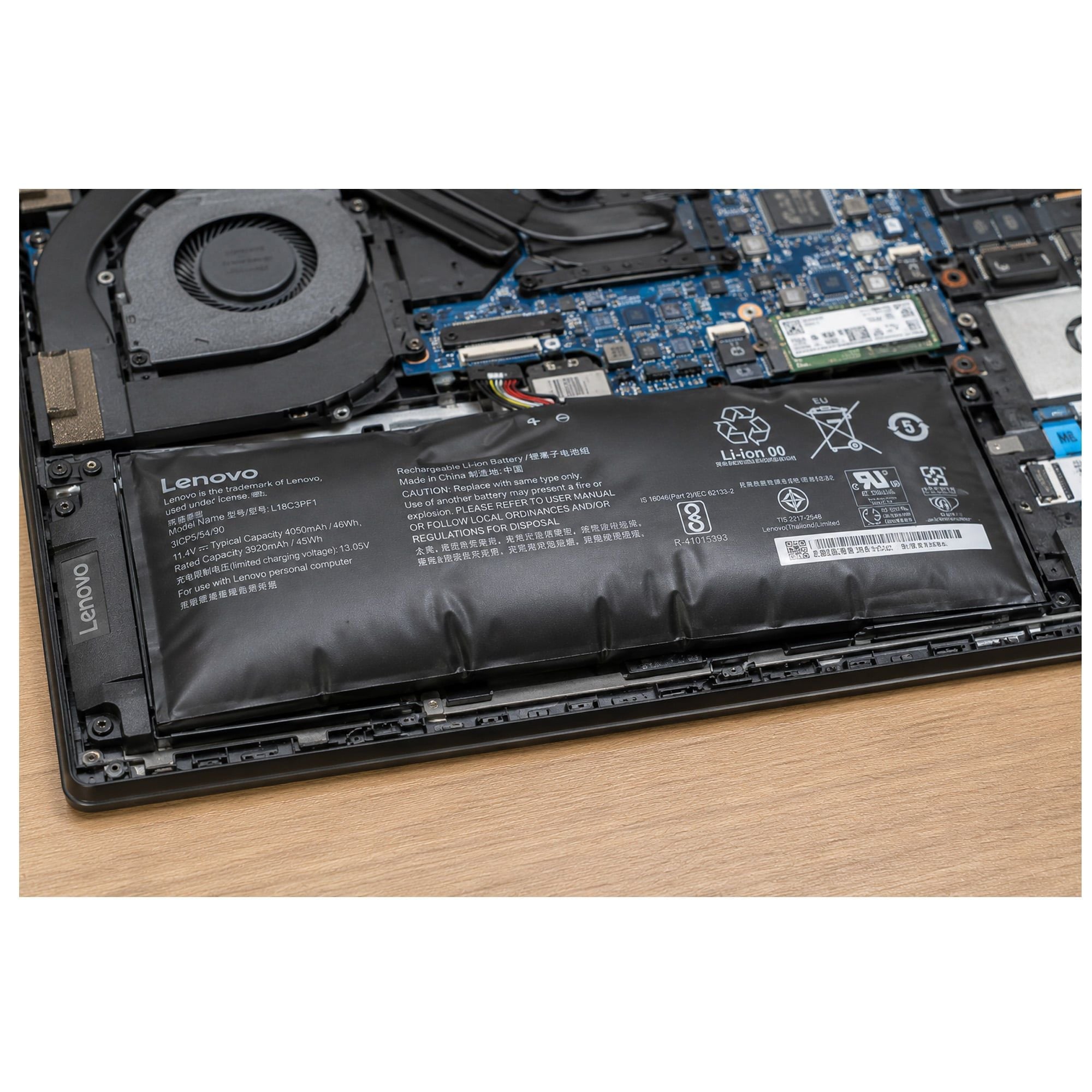  Thay Pin laptop 