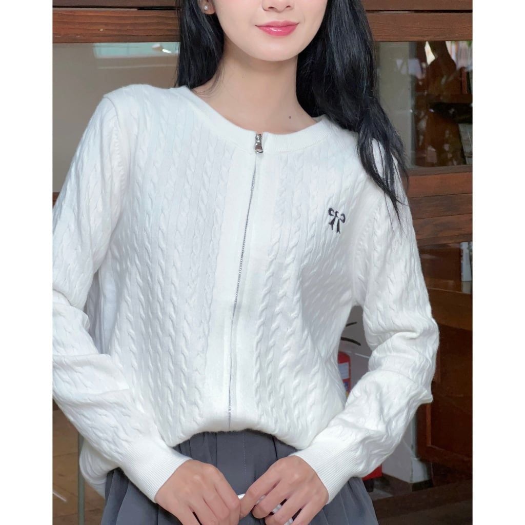Áo Nữ Cardigan Len Dệt Kim Cổ Tròn Khóa Kéo Thêu Nơ Dễ Thương - TRAKI TOP - GOÛT DE JUN
