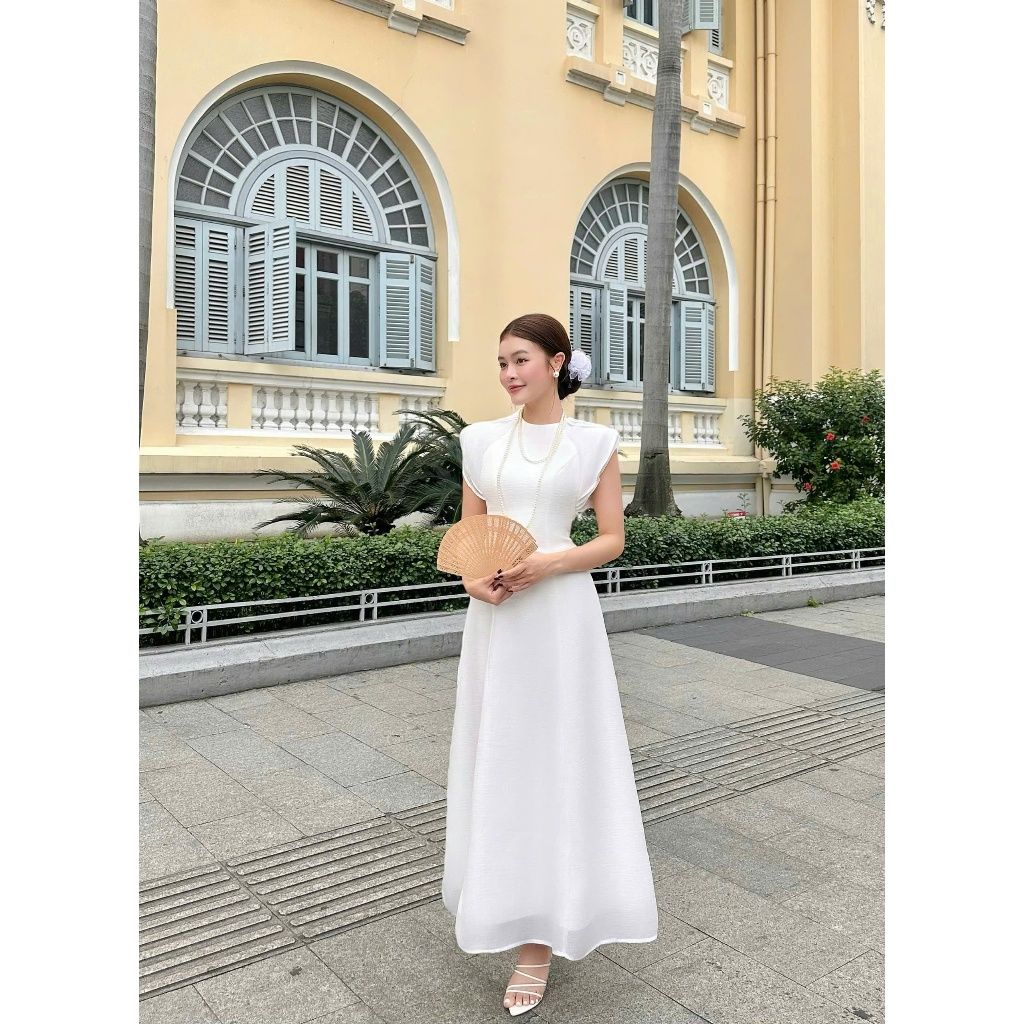 Đầm Nữ Cánh Dơi Chiết Eo Dáng Dài Dịu Dàng Nữ Tính -MAGGIE DRESS - GOÛT DE JUN