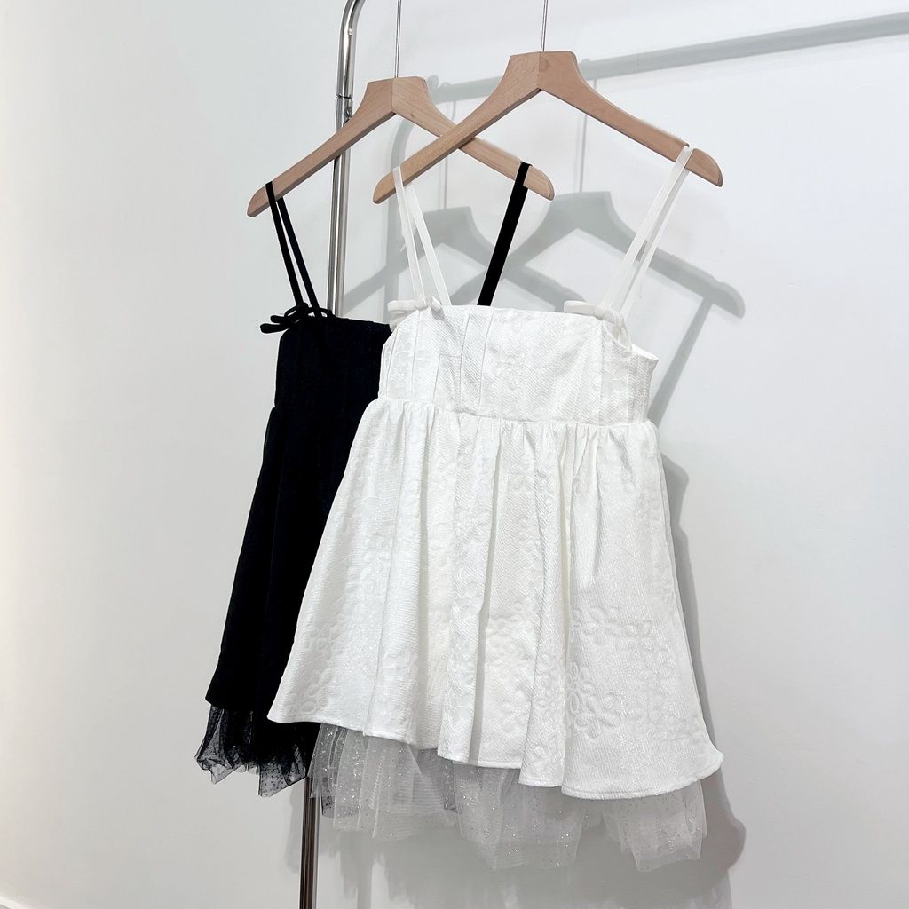 GOÛT DE JUN - Áo babydoll hai dây phối ren - TIARA TOP