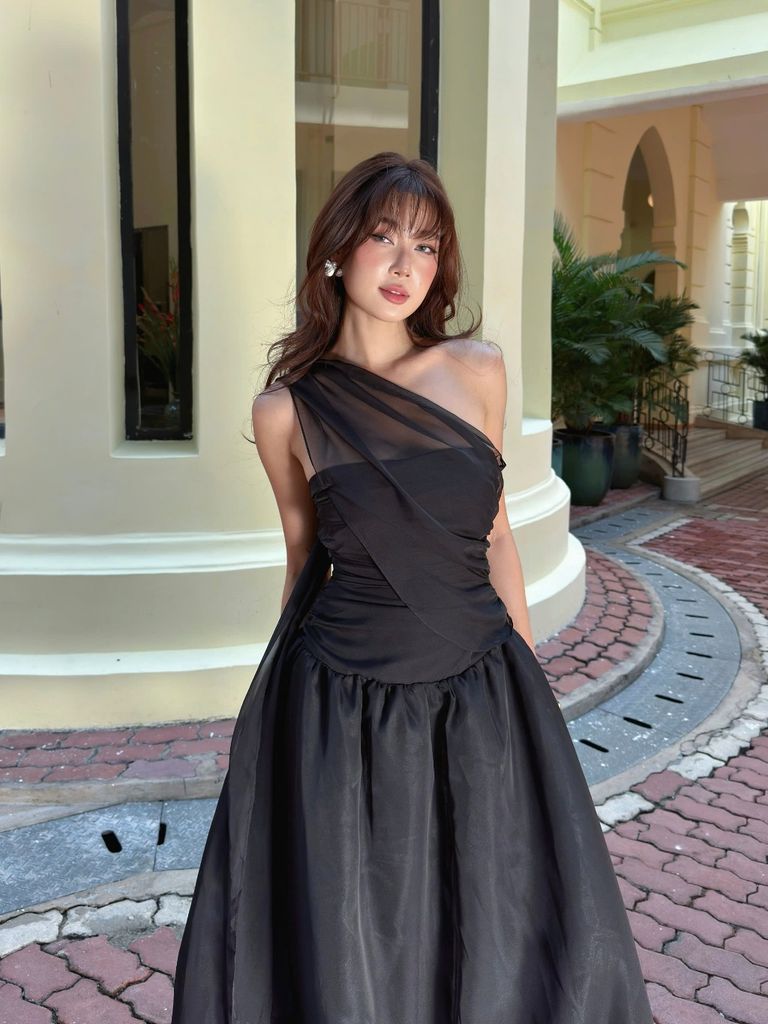 Đầm Nữ CYONS DRESS Form Bí Lệch Vai Dự Tiệc Sang Chảnh GOUT DE JUN