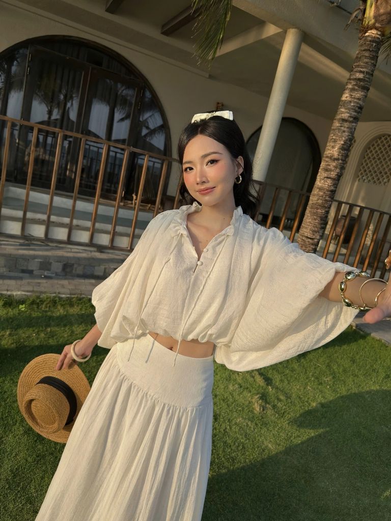 (BÁN LẺ) Set Nữ AGREC Áo Croptop Tay Dơi Cổ Bèo Phối Chân Váy Dài Nữ Tính GOÛT DE JUN