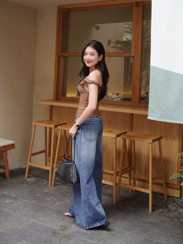 Quần Jeans Nữ FALLOT Wash Ống Rộng Basic GOUT DE JUN