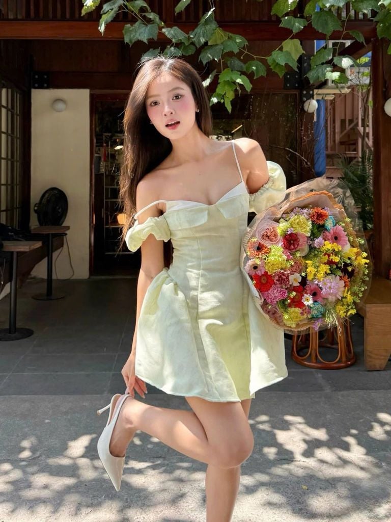 Đầm Nữ NANIR Dáng Ngắn Trễ Vai Cúp Ngực Form A Dự Tiệc GOÛT DE JUN