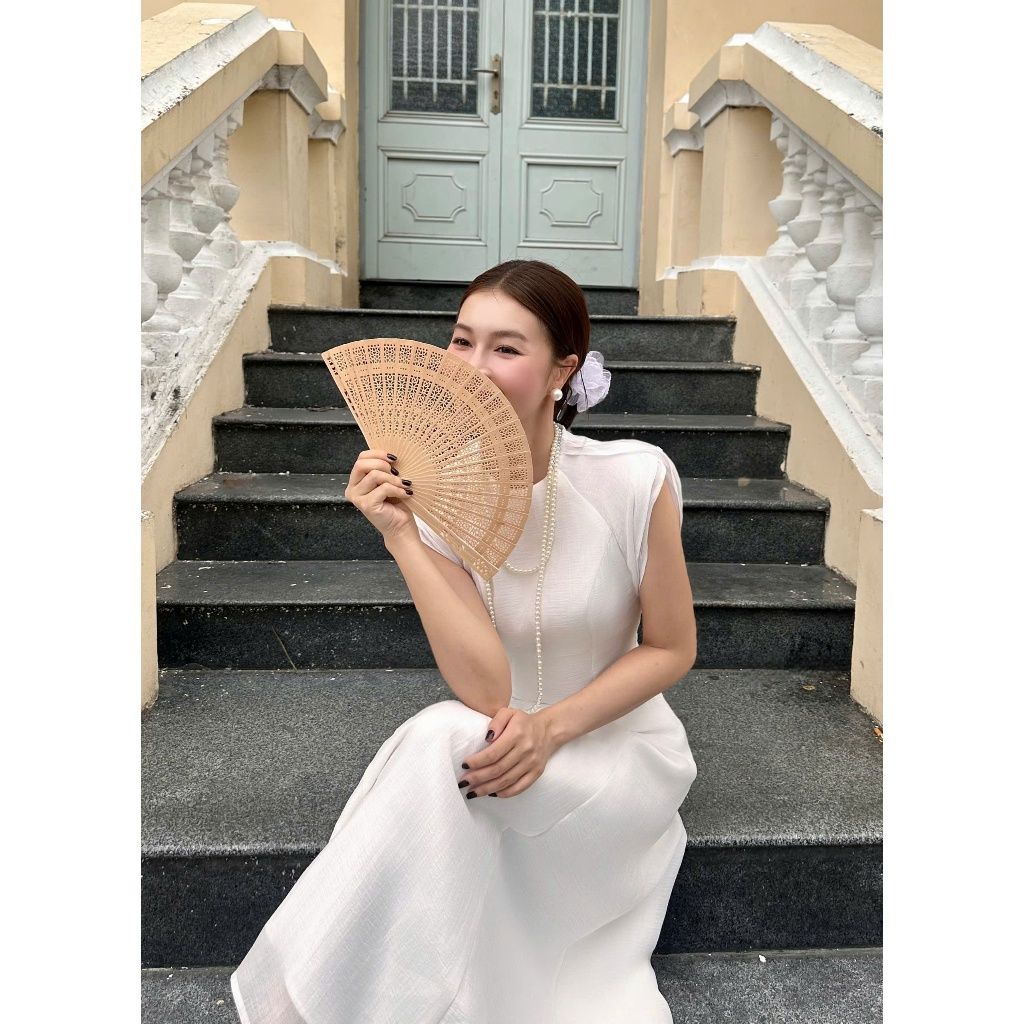 Đầm Nữ Cánh Dơi Chiết Eo Dáng Dài Dịu Dàng Nữ Tính -MAGGIE DRESS - GOÛT DE JUN