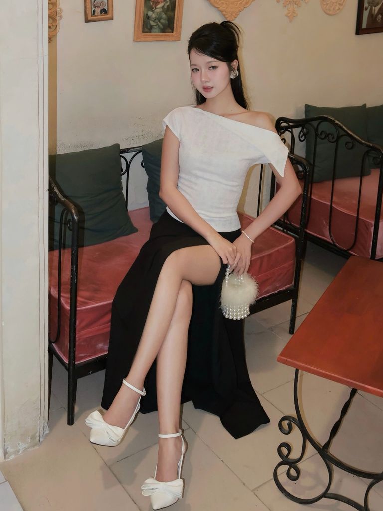 Áo Kiểu Nữ Trễ Vai , Áo Lệch Vai Chiết Nhún Eo Tôn Dáng  - RUGGIN TOP - GOÛT DE JUN