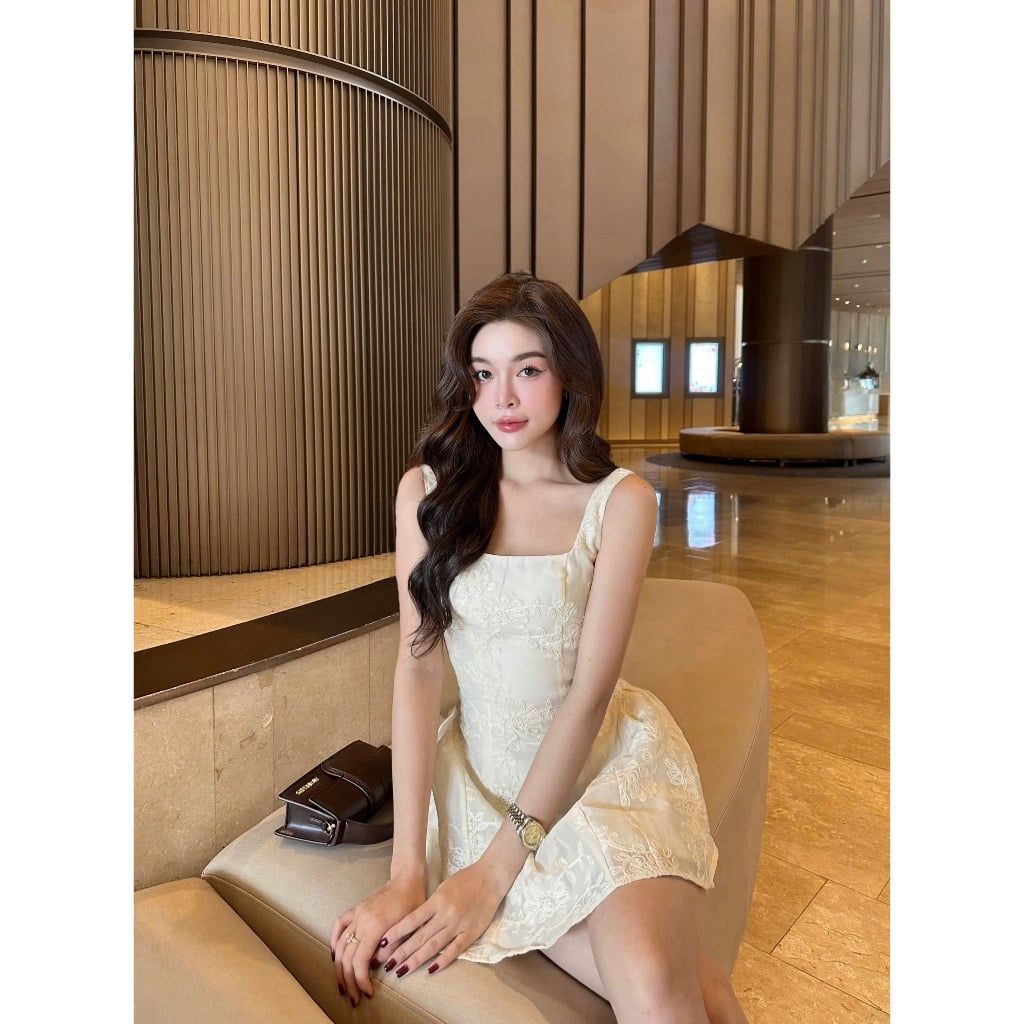 Đầm Nữ Dự Tiệc Mini Cổ Vuông Ren Hoa Form Xòe Quyến Rũ  - MINIS DRESS - GOÛT DE JUN