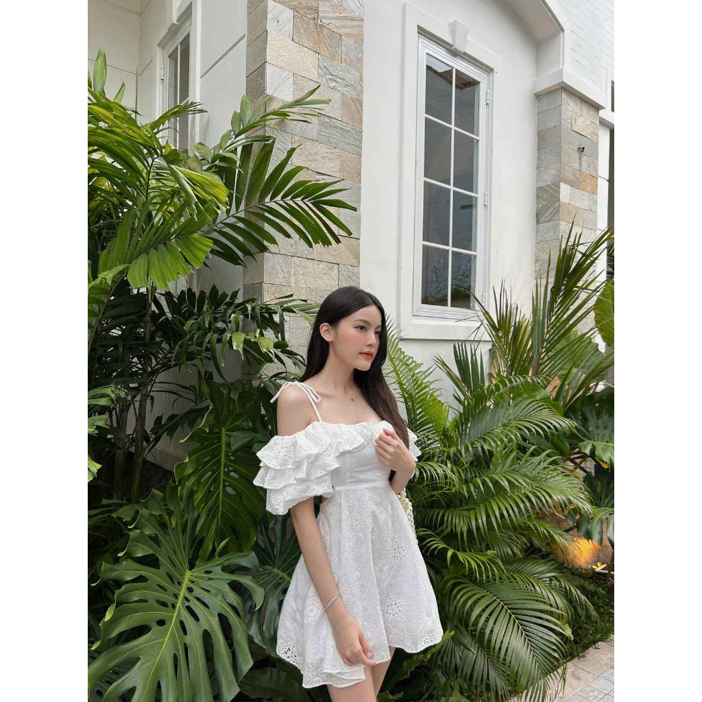 Đầm Nữ Ngắn Đi Biển Trễ Vai Thiết Kế Hơ Lưng LEAVE DRESS - GOÛT DE JUN