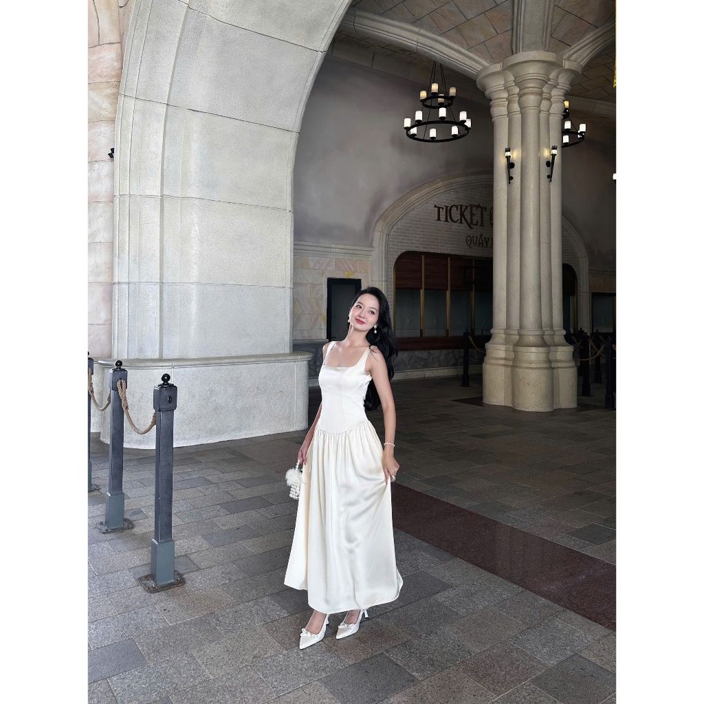 Đầm Nữ Dự Tiệc Hai Dây Dáng Xoè Trơn Kèm Áo Choàng Sang Trọng Quyến Rũ - GABBIE DRESS - GOÛT DE JUN