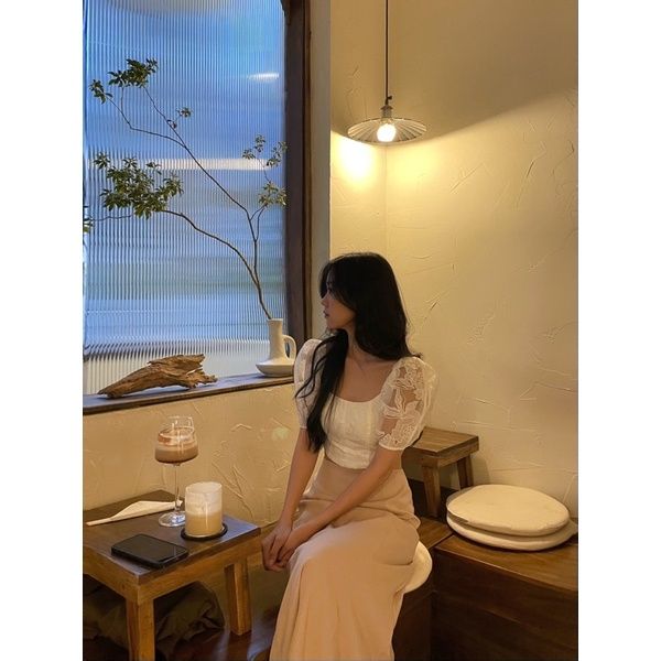 GOÛT DE JUN - Áo Croptop nữ tay phồng họa tiết hoa - Jiso Top