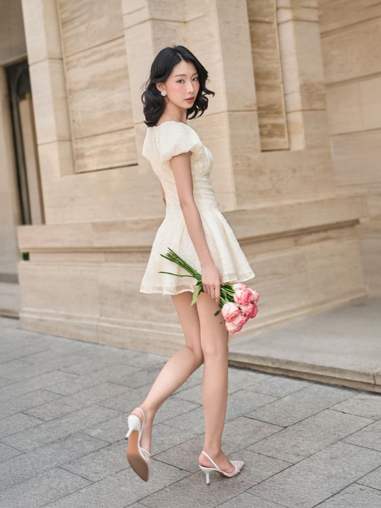 Đầm Nữ SIGHAL Cổ V Tay Phồng Dáng Xòe Nữ Tính GOÛT DE JUN