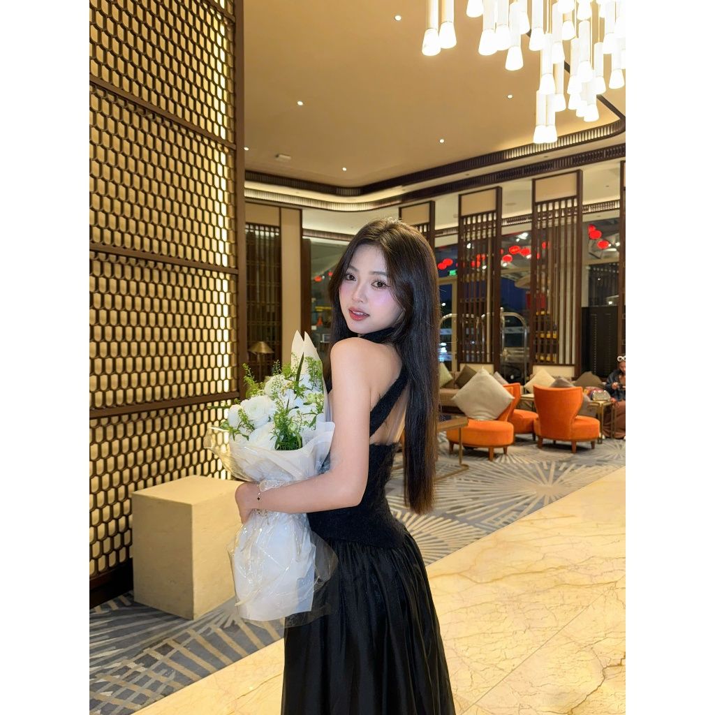 Đầm Nữ Đi Tiệc Cổ Yếm Hở Lưng Cổ Điển Dáng Xòe Xẻ Tà - DARWIN DRESS - GOÛT DE JUN