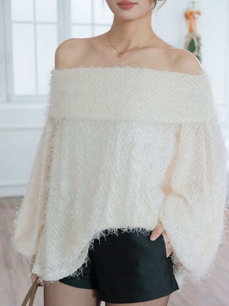 Áo Kiểu Nữ ESMIEY TOP Trễ Vai Form Rộng Phối Lông Mùa Giáng Sinh GOUT DE JUN