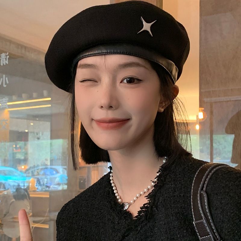 Mũ Beret Dạ Len Phối Charm Thời Trang Thu Đông Phong Cách Hàn Quốc - GOÛT DE JUN