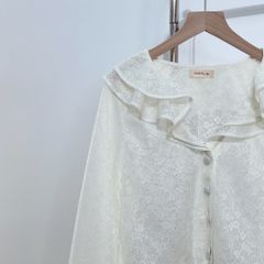 GOÛT DE JUN - Áosơ mi cổ bèo họa tiết hoa - RIA TOP