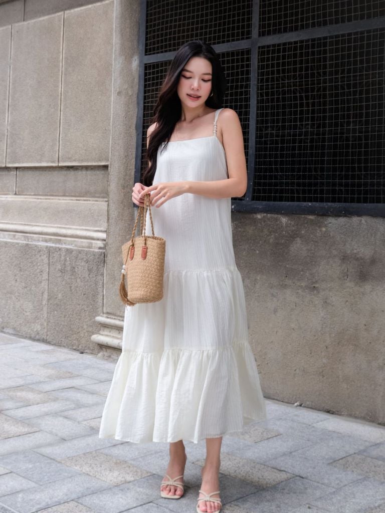 Đầm Nữ Rowe Hai Dây Phối Tầng Dáng Xòe Sang Trọng GOÛT DE JUN