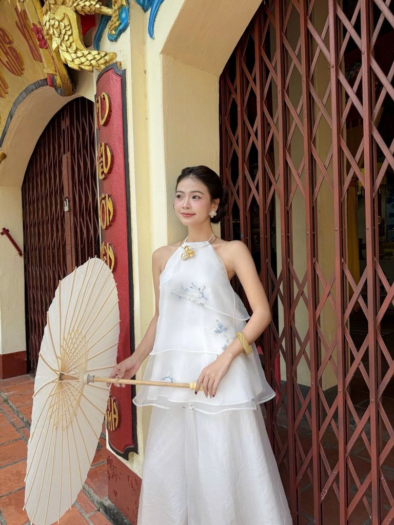 Áo Nữ BÍCH LẠC Cổ Yếm Phối Tầng Nữ Tính GOÛT DE JUN