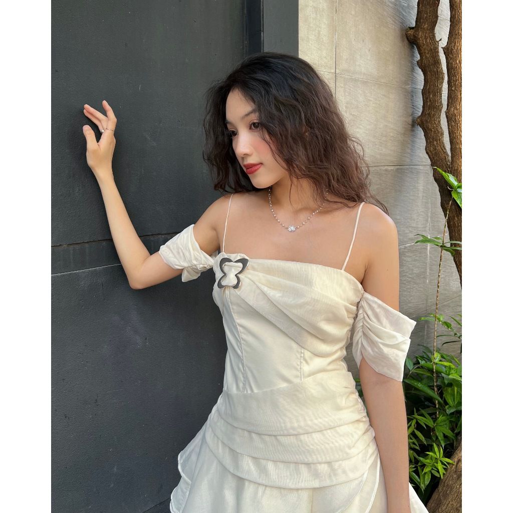 Đầm Nữ Thiết Kế Trễ Vai Dáng Xỏe Dễ Thương - LIING DRESS - GOÛT DE JUN