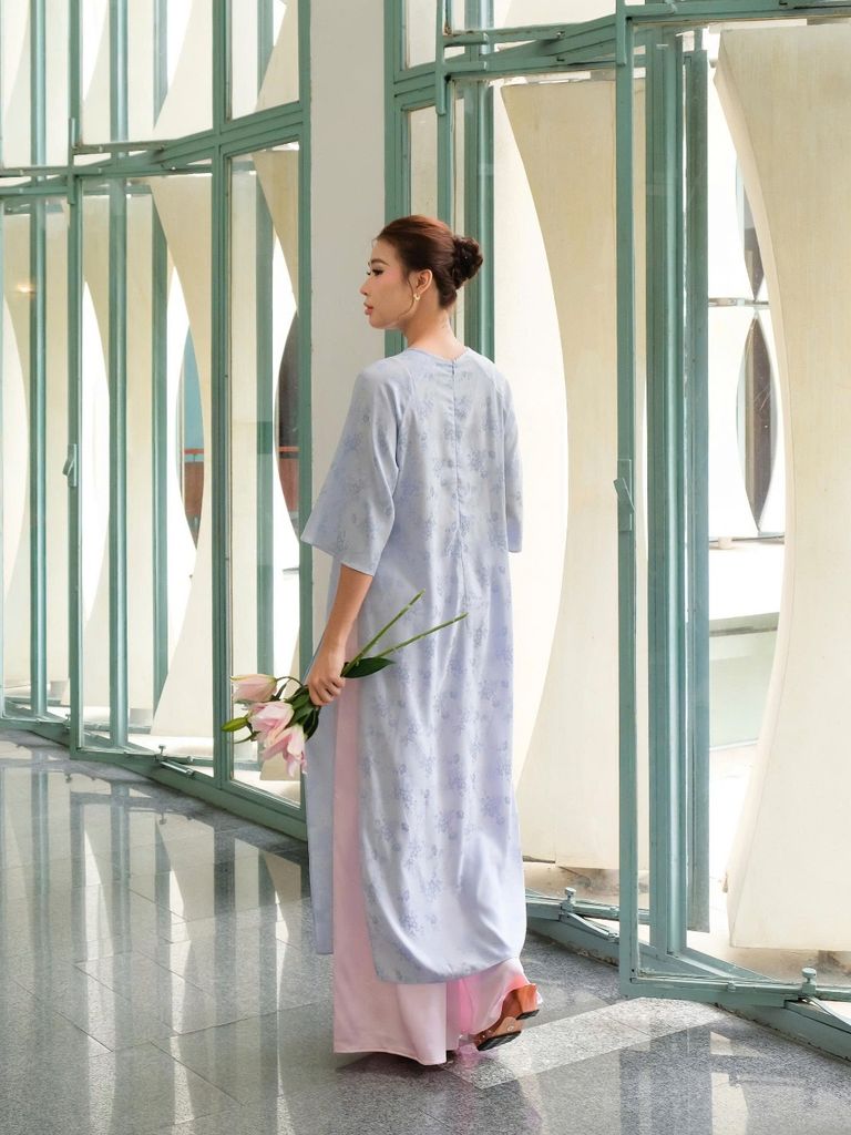 Áo Dài Nữ Mẫn Yên Vải Lụa Hoa Tay Lở Cổ Tròn Diện Tết Du Xuân (Không Kèm Quần)  GOÛT DE JUN