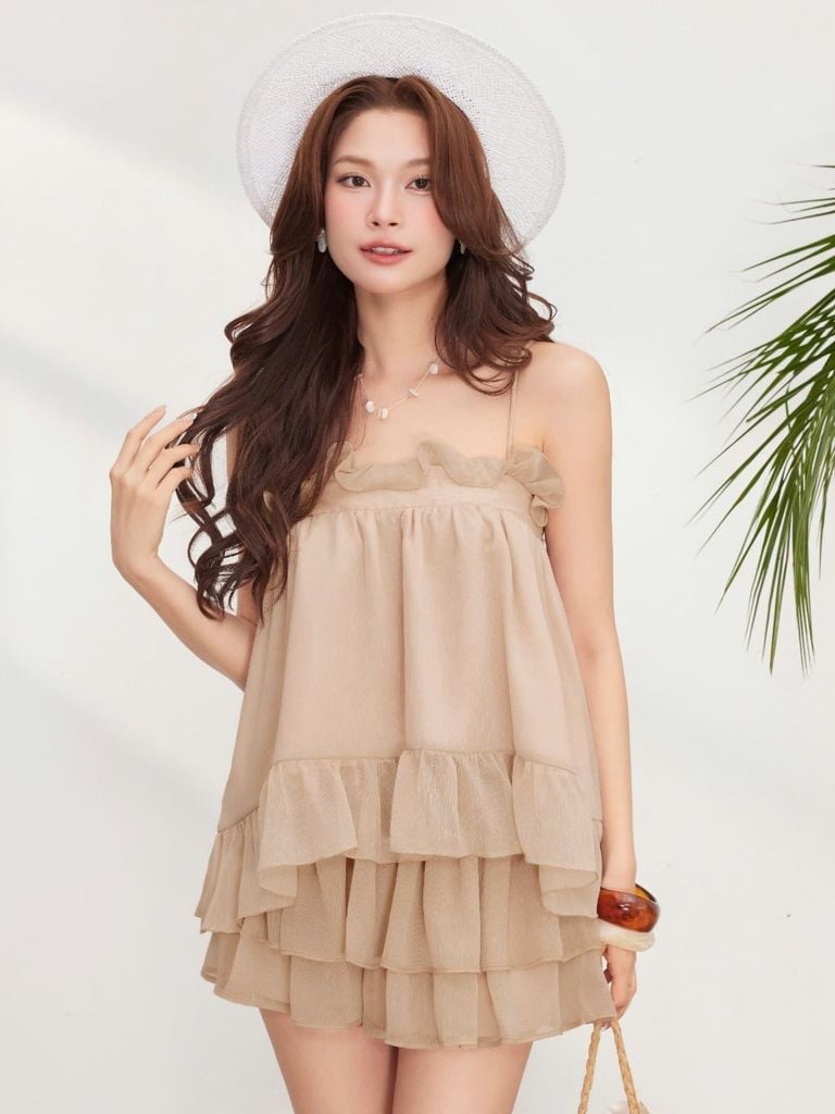 (Bán Lẻ) Set Nữ WISOM Áo Hai Dây Viền Bèo, Quần Short Chất Tơ Mềm Bồng Bềnh Đi Biển GOUT DE JUN